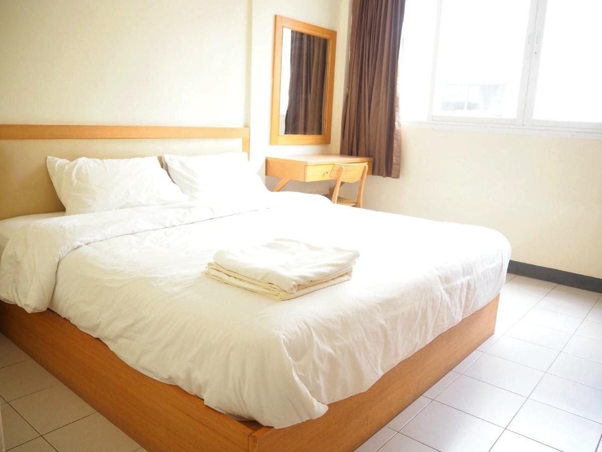 Nana Best Inn Hotel Makkasan Exterior foto